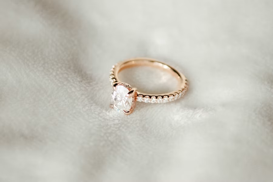 Ladies Ring