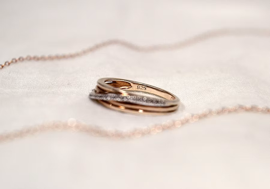 Ladies Ring